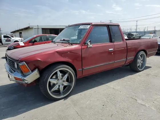 1986 Nissan 720 KING CAB