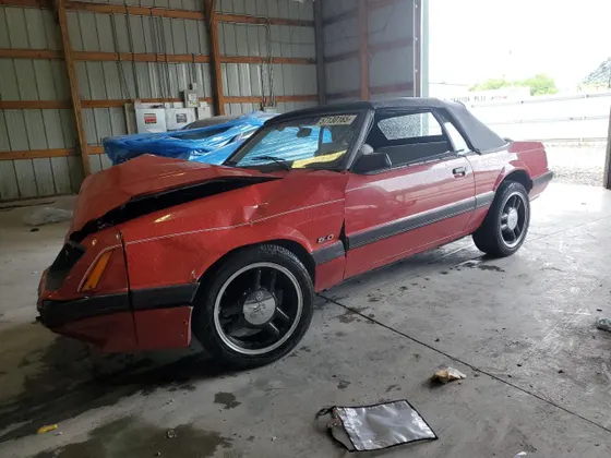 1985 Ford Mustang GT