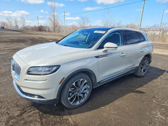 2022 Lincoln Nautilus Reserve