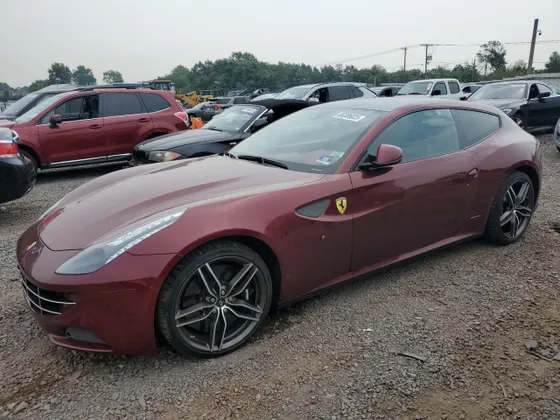 2014 Ferrari FF