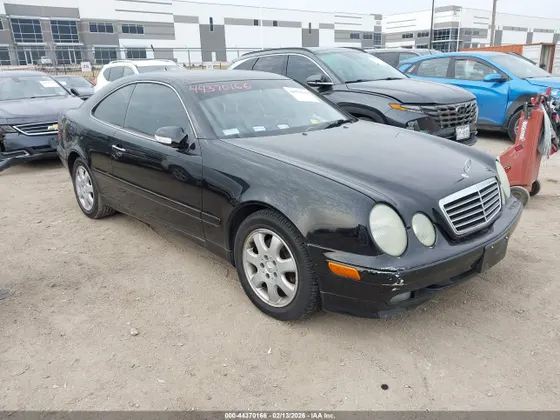 2000 Mercedes-Benz CLK-Class
