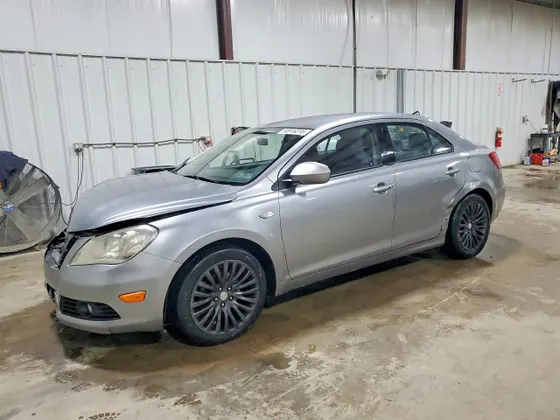 2011 Suzuki Kizashi S