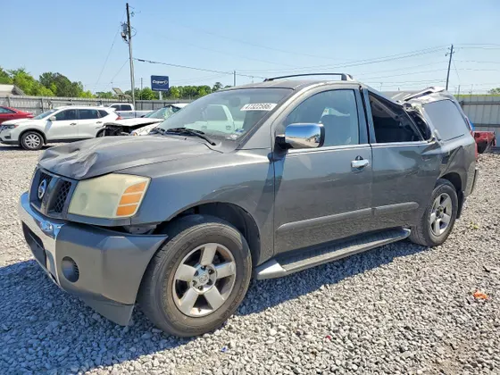2004 Nissan Pathfinder Armada SE