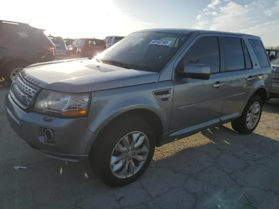 2015 Land Rover LR2 SE