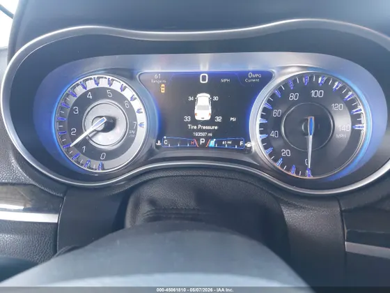 2016 Chrysler 300 300C