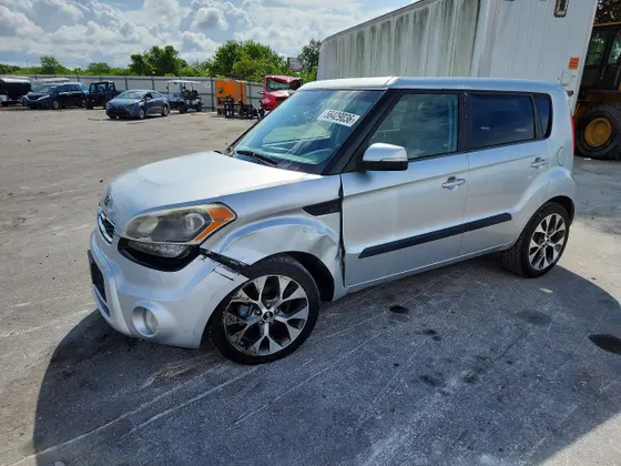 2012 Kia Soul +