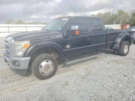 2013 Ford Super Duty F-350 DRW XLT