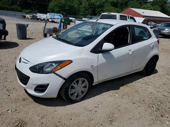 2012 Mazda Mazda2 Sport