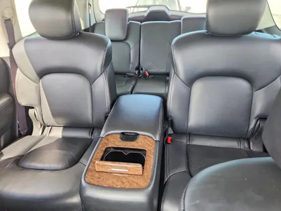 2017 INFINITI QX80