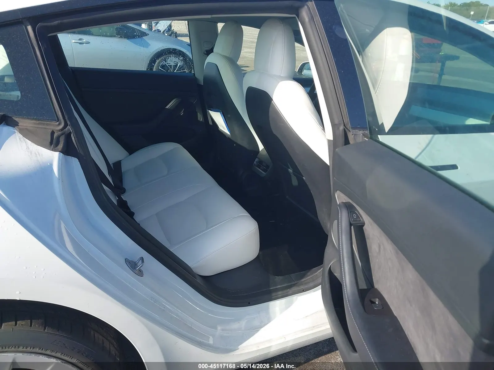 2022 Tesla Model 3 REAR-WHEEL DRIVE