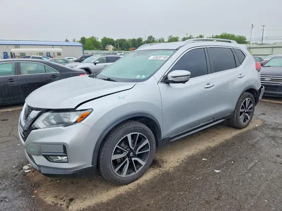 2020 Nissan Rogue SV
