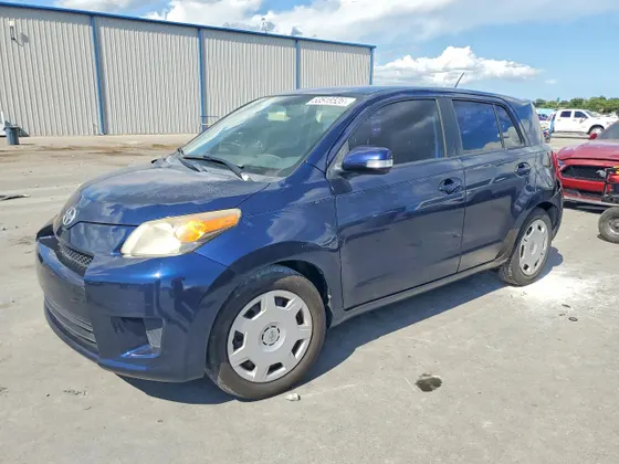 2013 Scion xD