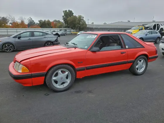 1990 Ford Mustang LX