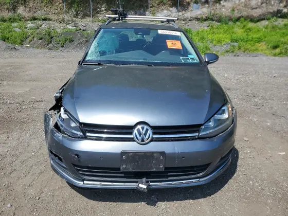 2016 Volkswagen Golf SportWagen TSI S