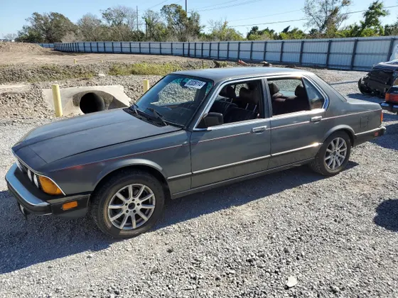 1985 BMW 524 - 528 - 535 - 635 - 735 735I
