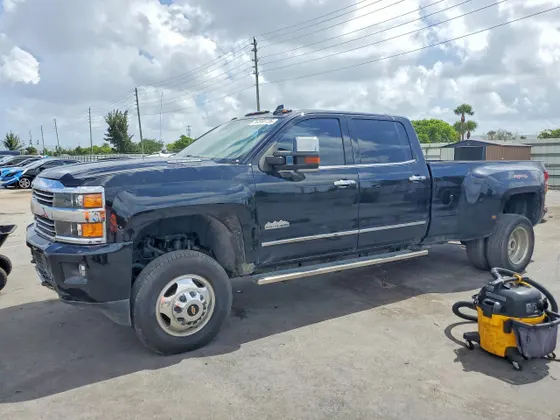 2015 Chevrolet Silverado 3500HD Built After Aug 14 High Country