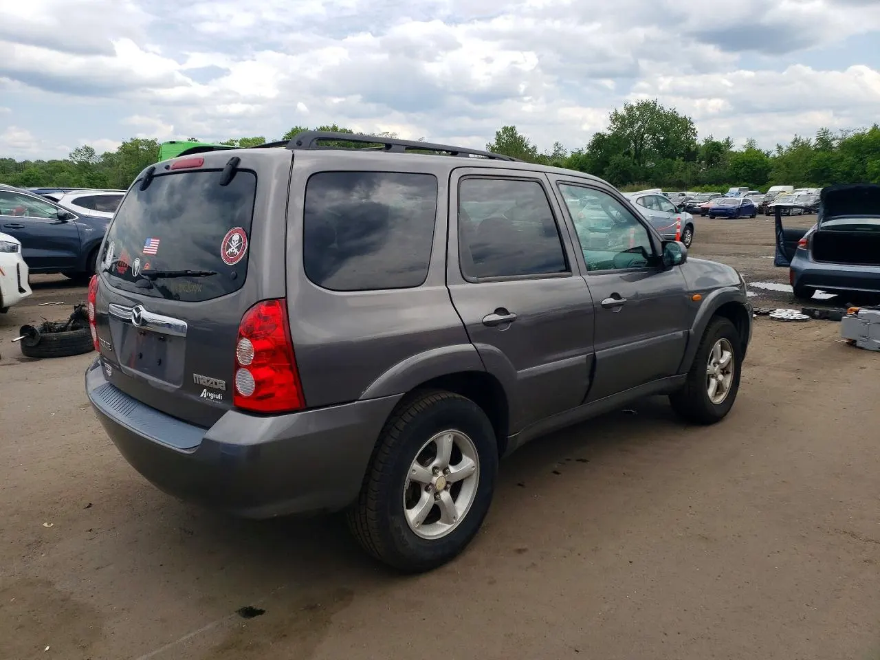 2005 Mazda Tribute s