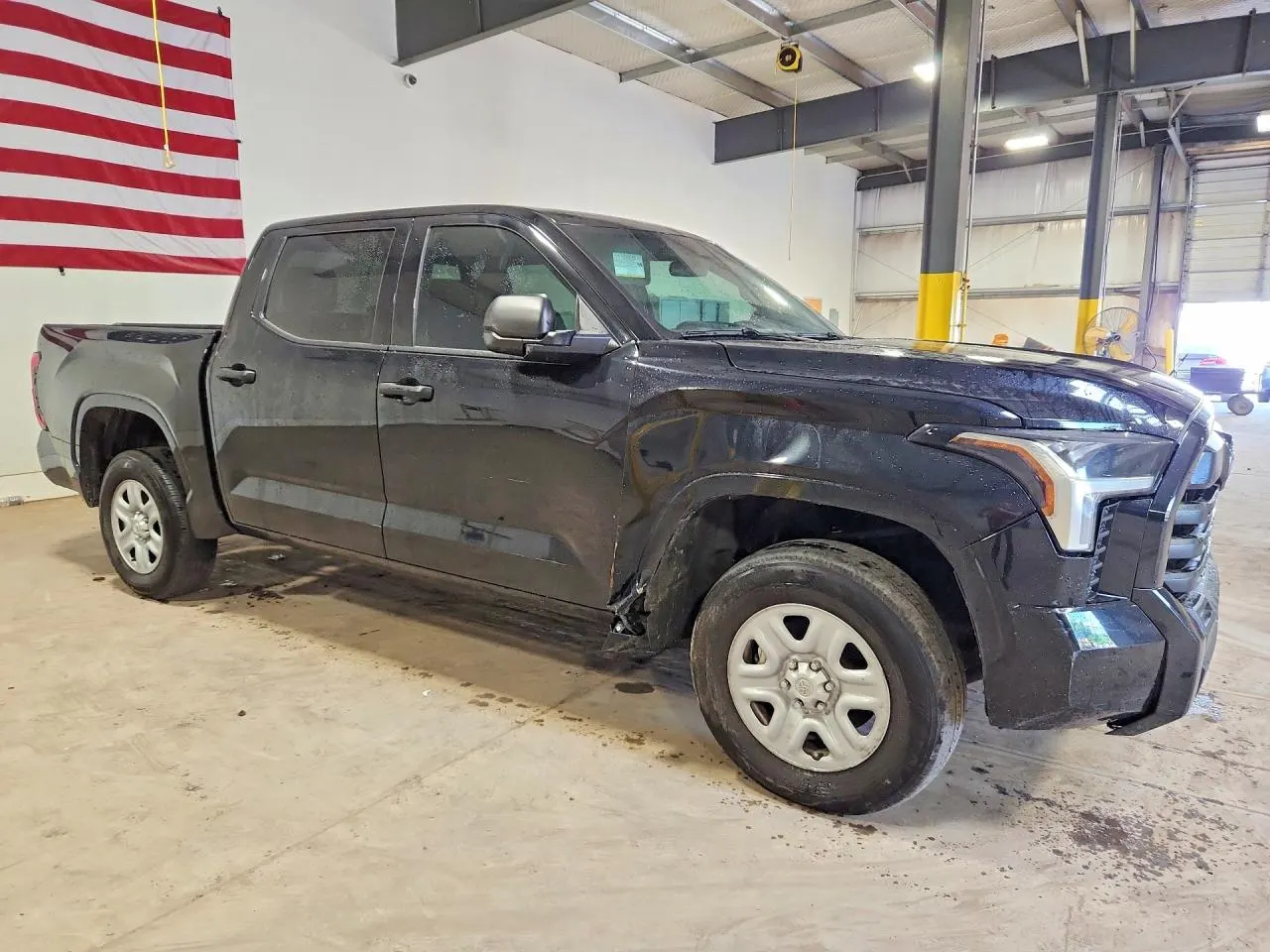 2025 Toyota Tundra 4WD SR