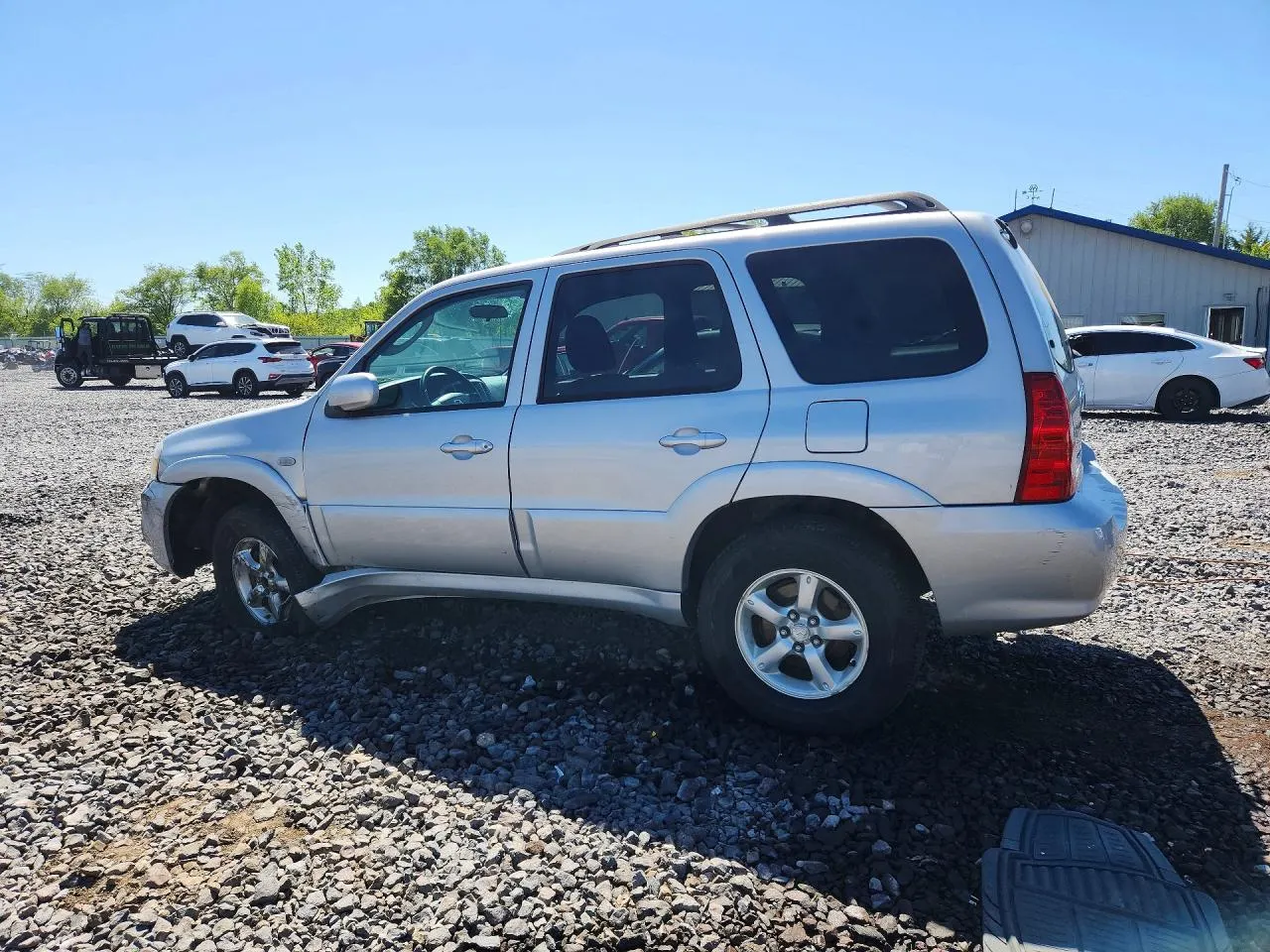2005 Mazda Tribute s