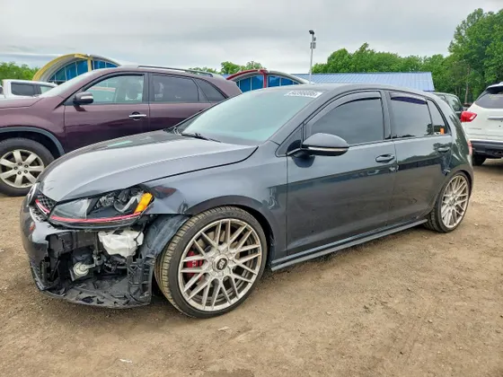 2017 Volkswagen Golf GTI S