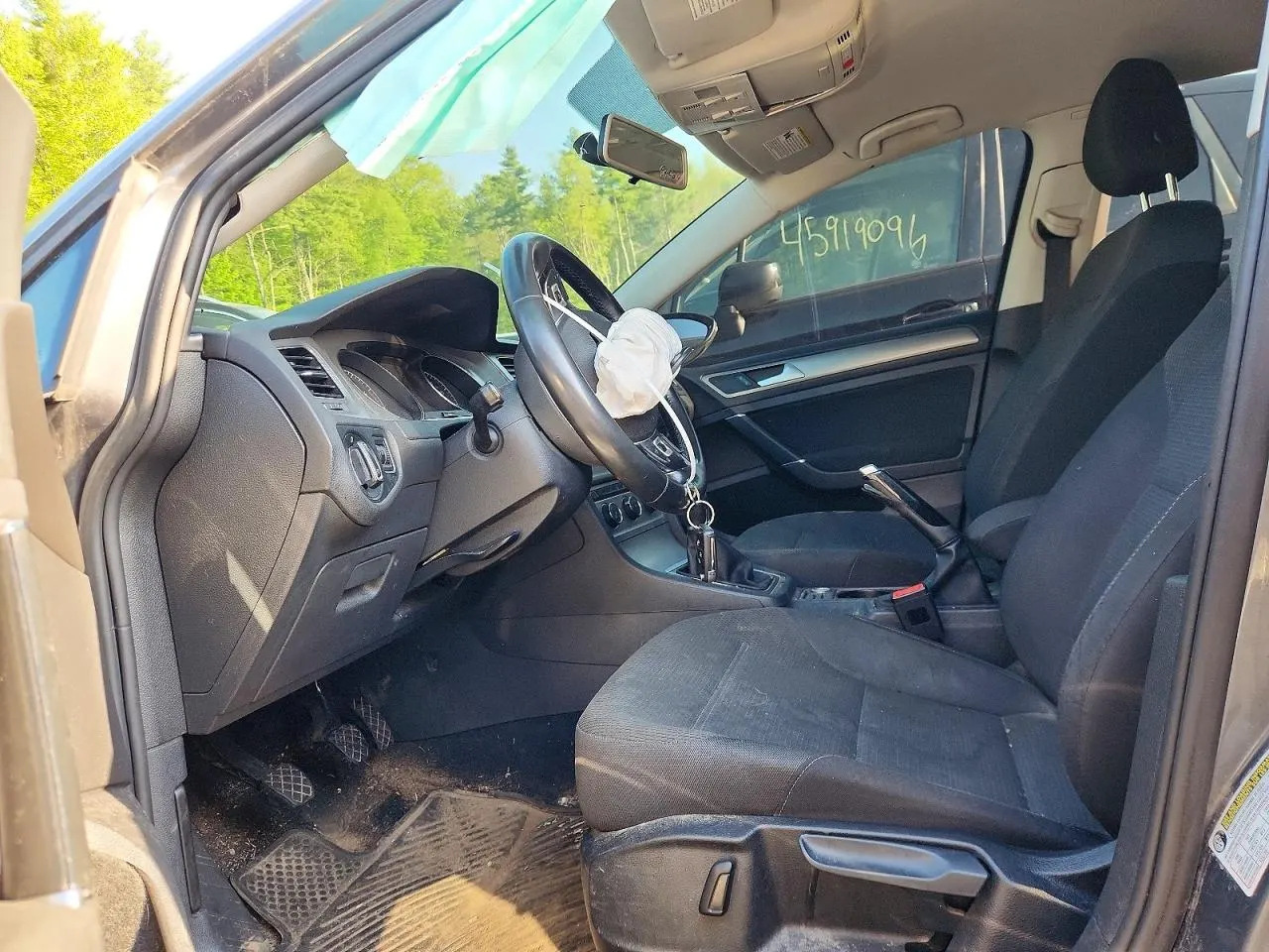 2016 Volkswagen Golf SportWagen TSI S