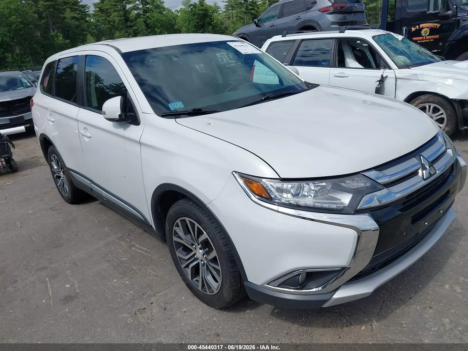 2016 Mitsubishi Outlander SE