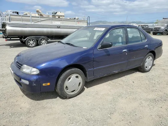 1995 Nissan Altima GLE