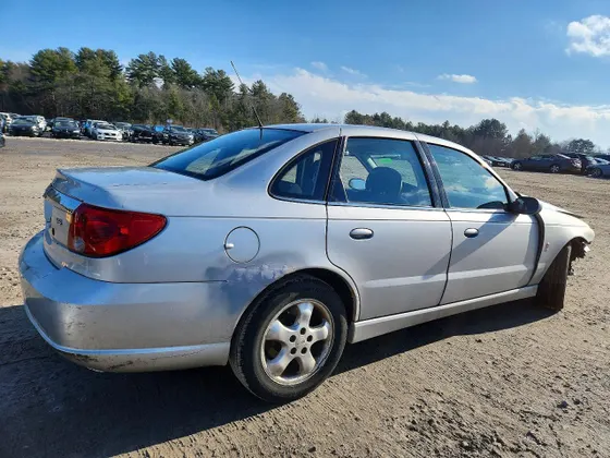 2004 Saturn L-Series L300 2