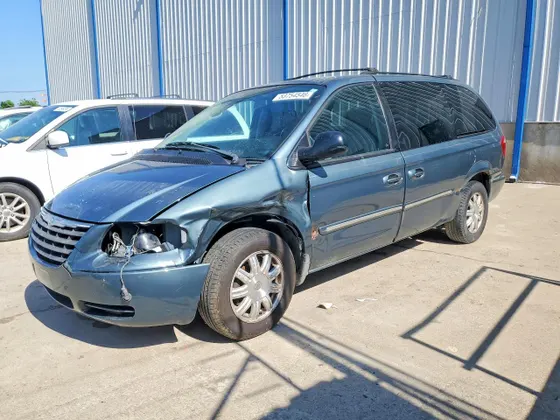 2006 Chrysler Town & Country LWB Touring