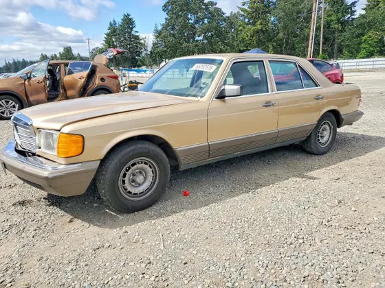 1985 Mercedes-Benz 300 Series 300SD