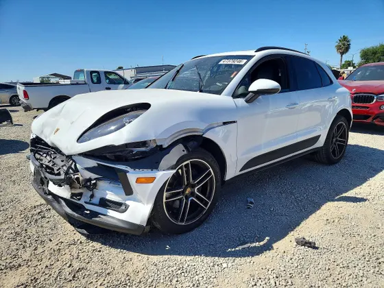 2020 Porsche Macan