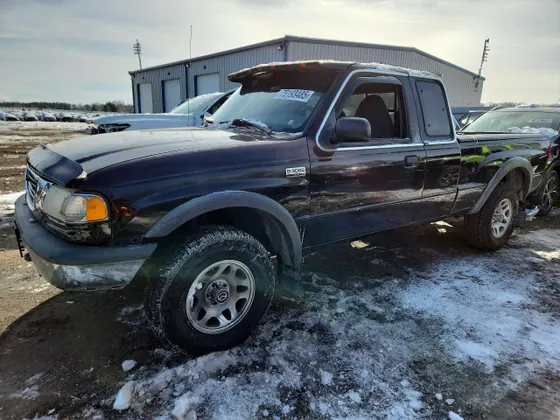 1999 Mazda B-Series 4WD Truck SE