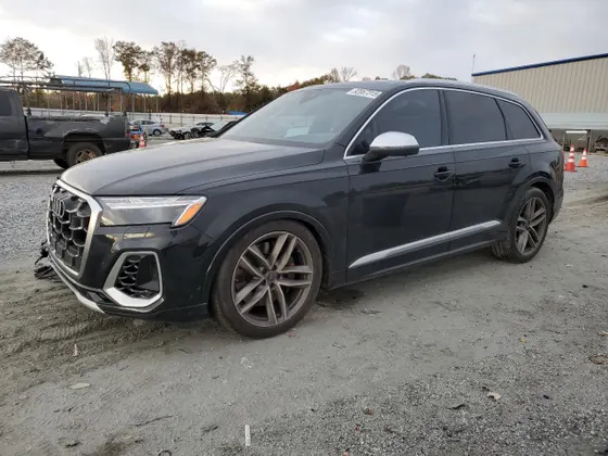 2025 Audi SQ7 Prestige