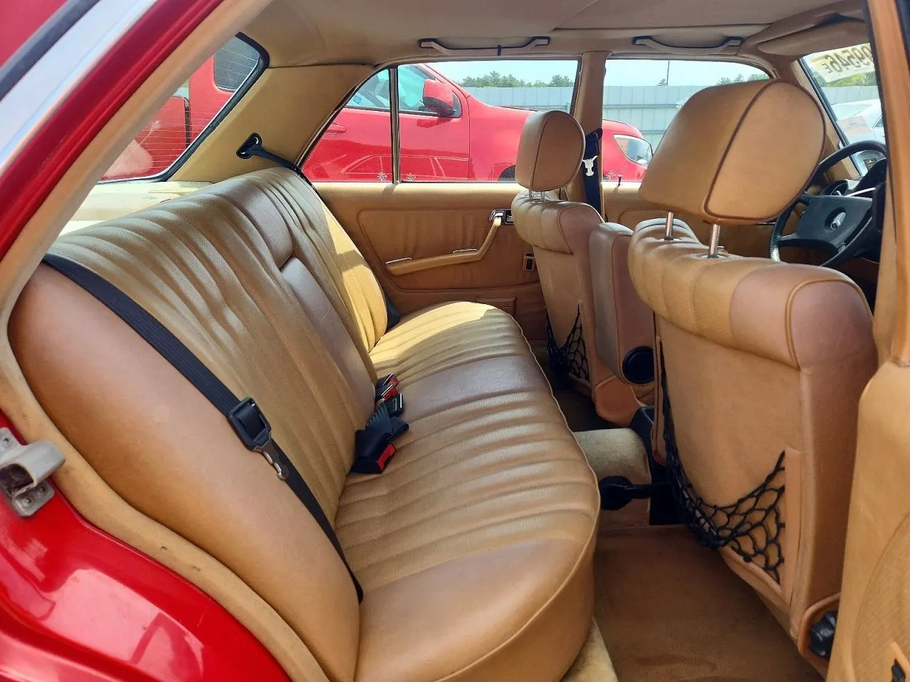 1983 Mercedes-Benz 300 Series 300D-T