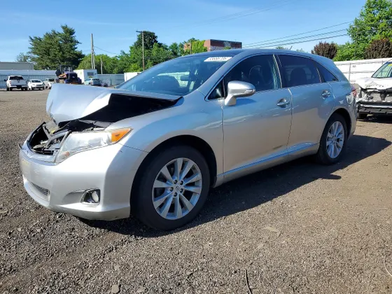 2015 Toyota Venza LE