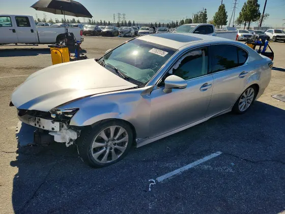2016 Lexus GS 200t