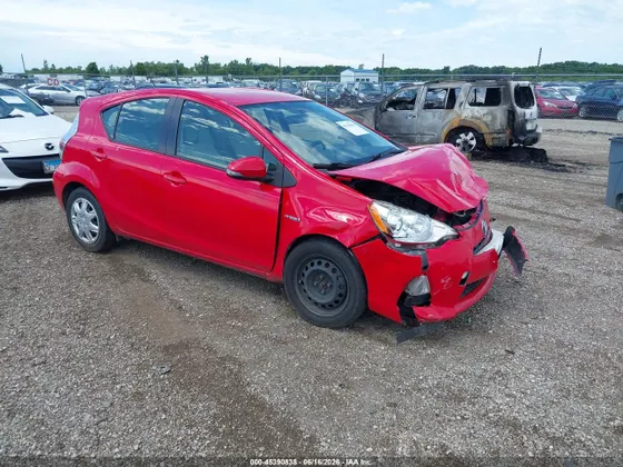 2014 Toyota Prius c Four