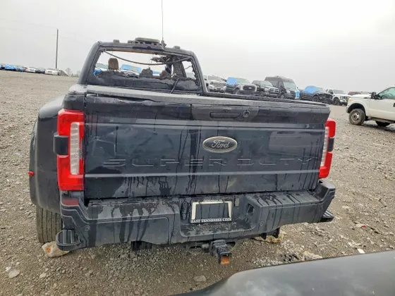 2023 Ford Super Duty F-450 DRW XL