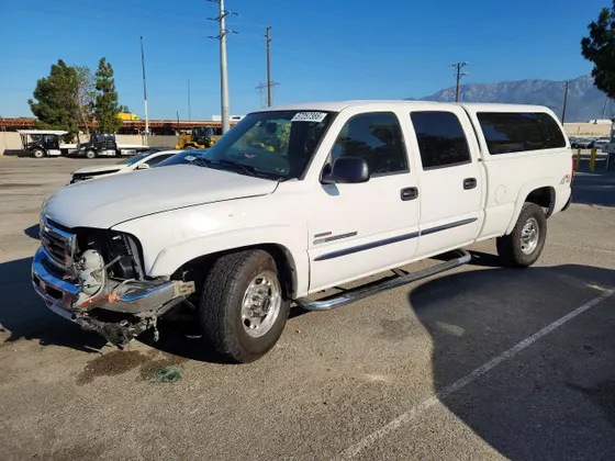 2004 GMC Sierra 2500HD SLE