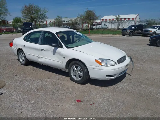 2004 Ford Taurus SES