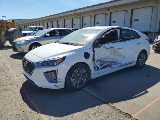 2021 Hyundai Ioniq Plug-In Hybrid Limited