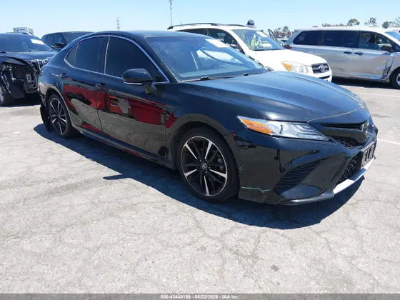 2020 Toyota Camry XSE