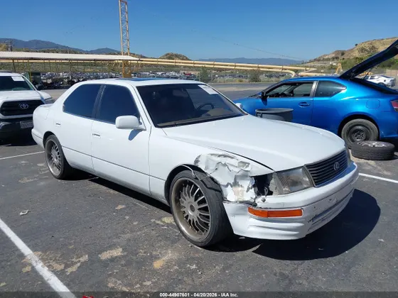 1997 Lexus LS 400 Luxury Sdn