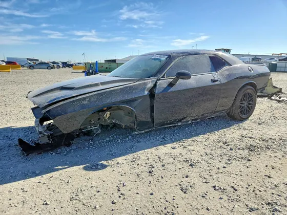 2022 Dodge Challenger SXT