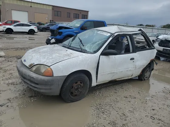 1999 Chevrolet Metro