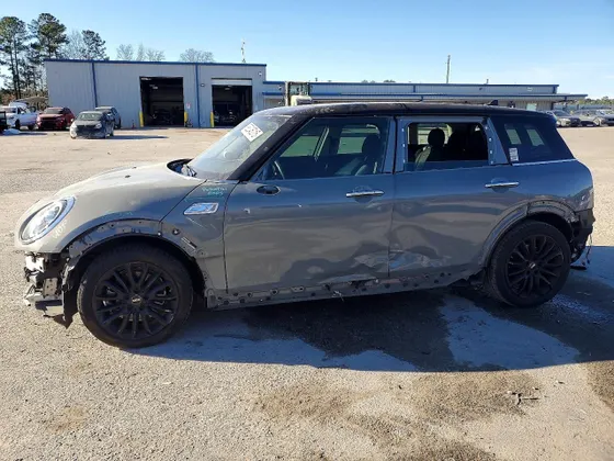 2021 MINI Clubman Cooper S