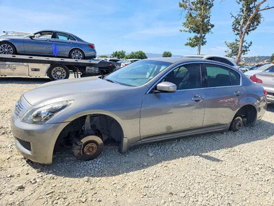 2009 INFINITI G37 Sedan x