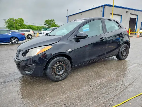 2013 Mazda Mazda2 Sport
