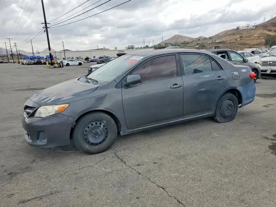 2012 Toyota Corolla LE