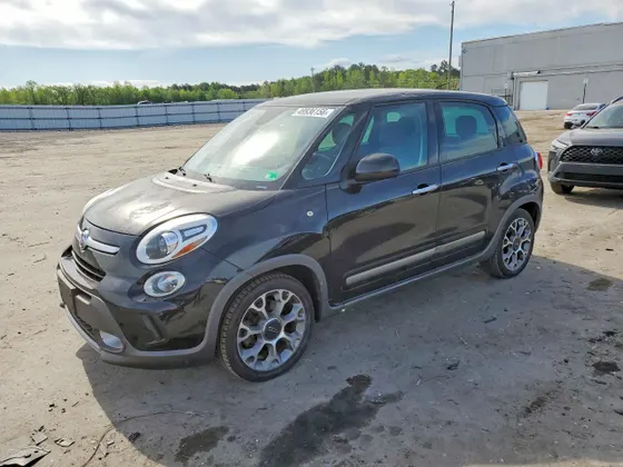 2014 FIAT 500L Trekking